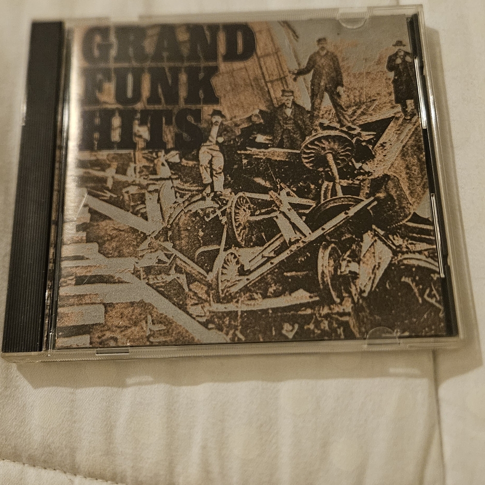 Grand Funk Hits CD.       #042